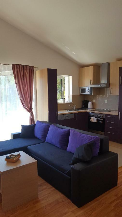 Ferienwohnung Apartman Relax Marina Exterior foto