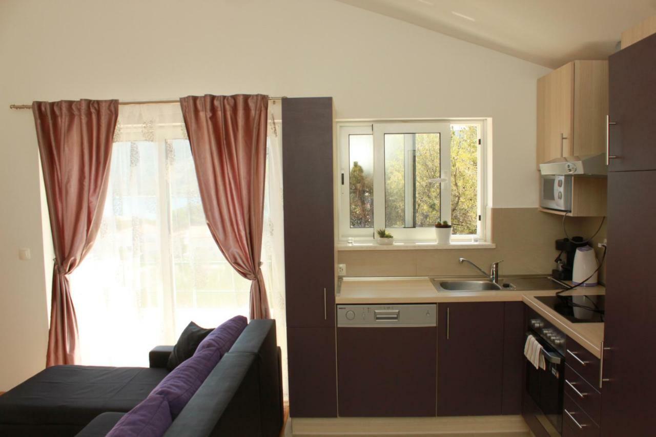 Ferienwohnung Apartman Relax Marina Exterior foto